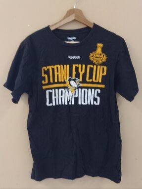 Reebok Black Stanley Cup Champions Short Sleeve Tee Pittsburgh Penguins